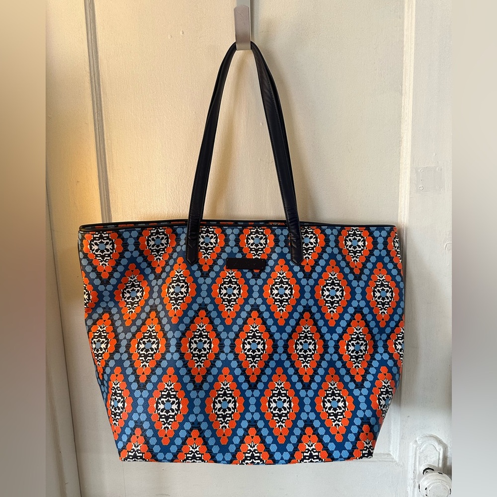 Vera Bradley Large tote bag/ shoulder bag